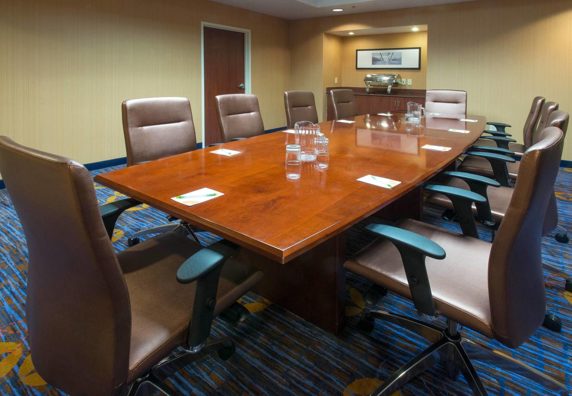 Courtyard By Marriott Montgomery פרטוויל מראה חיצוני תמונה