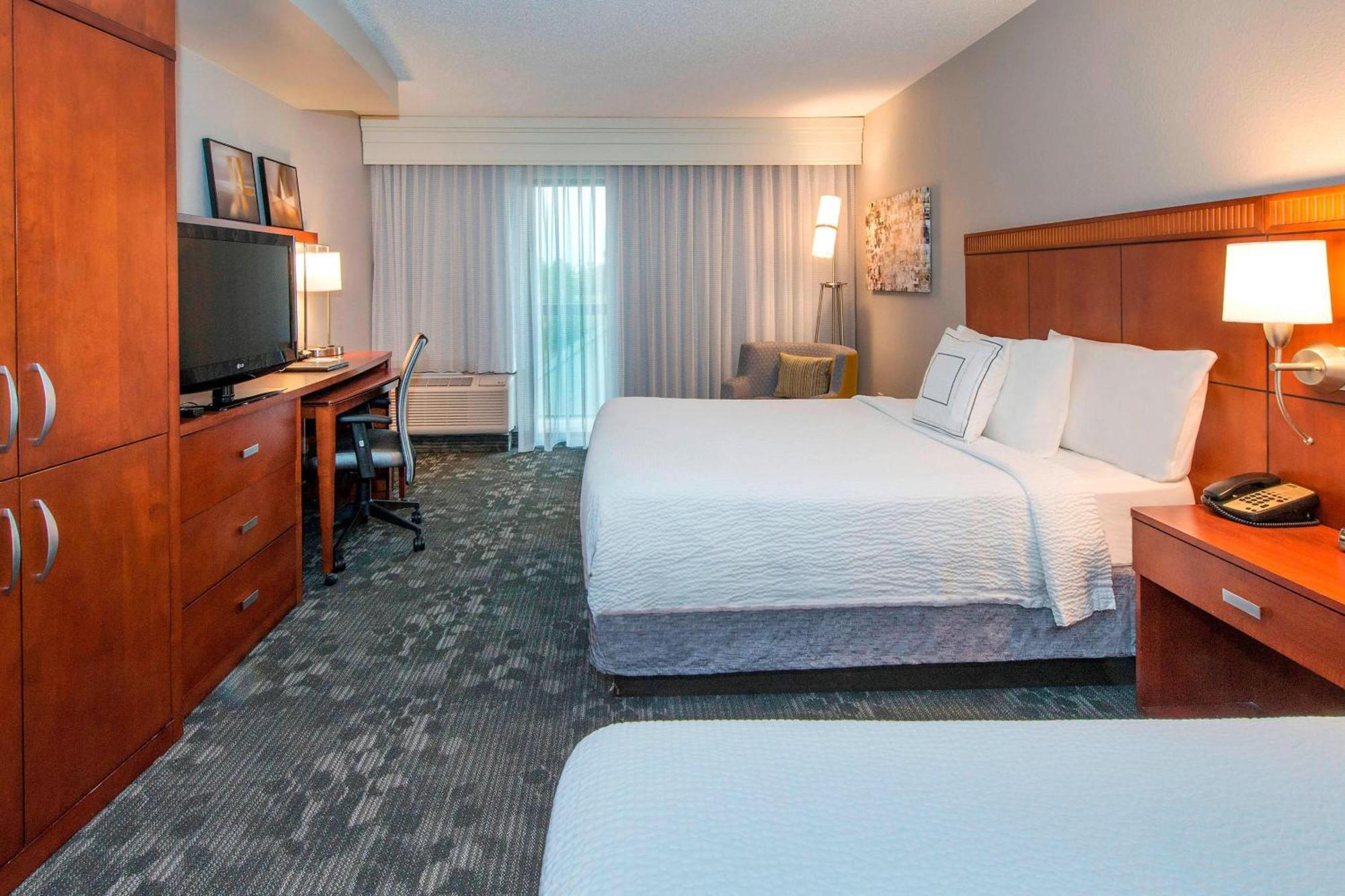 Courtyard By Marriott Montgomery פרטוויל מראה חיצוני תמונה