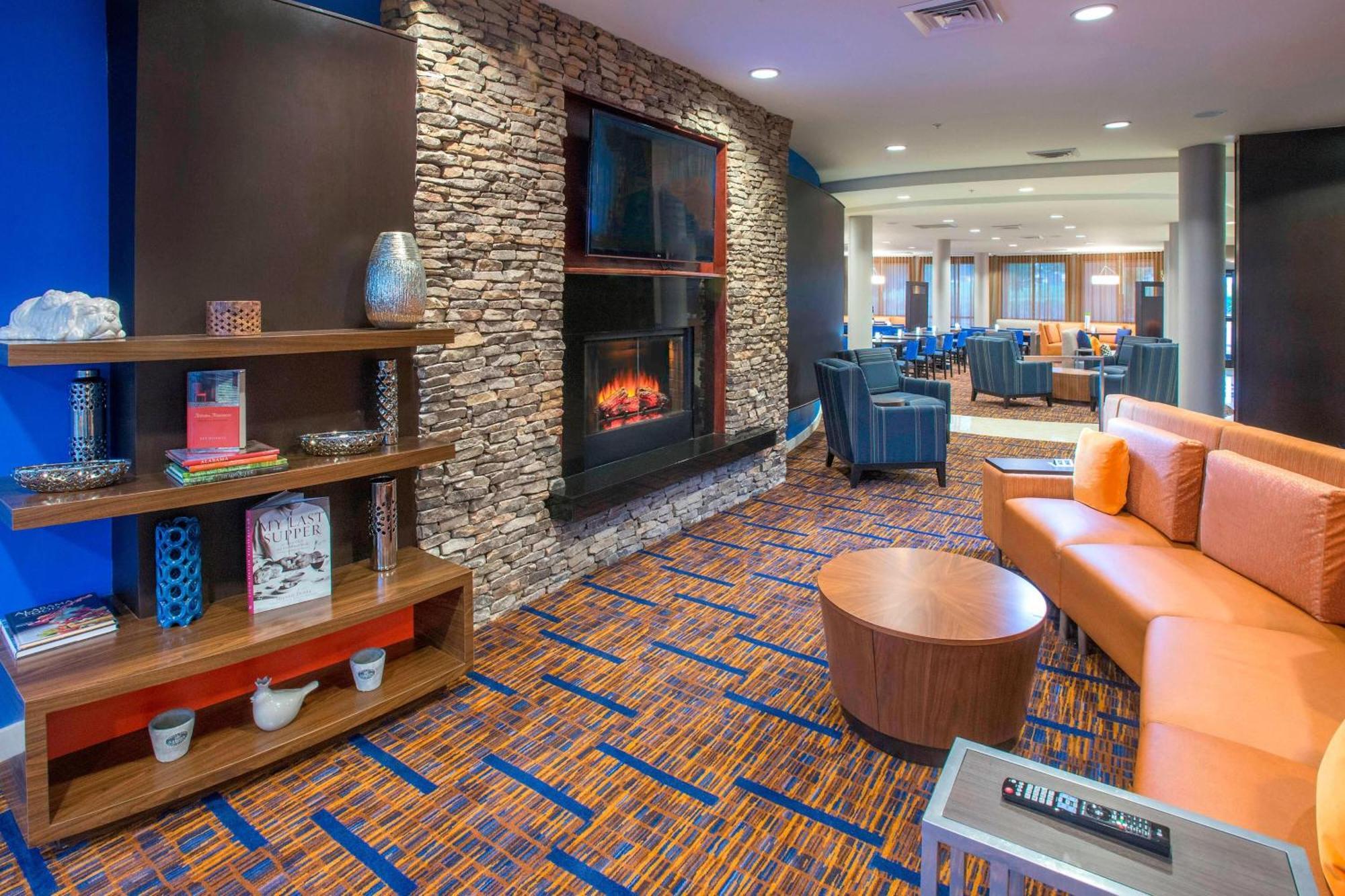 Courtyard By Marriott Montgomery פרטוויל מראה חיצוני תמונה