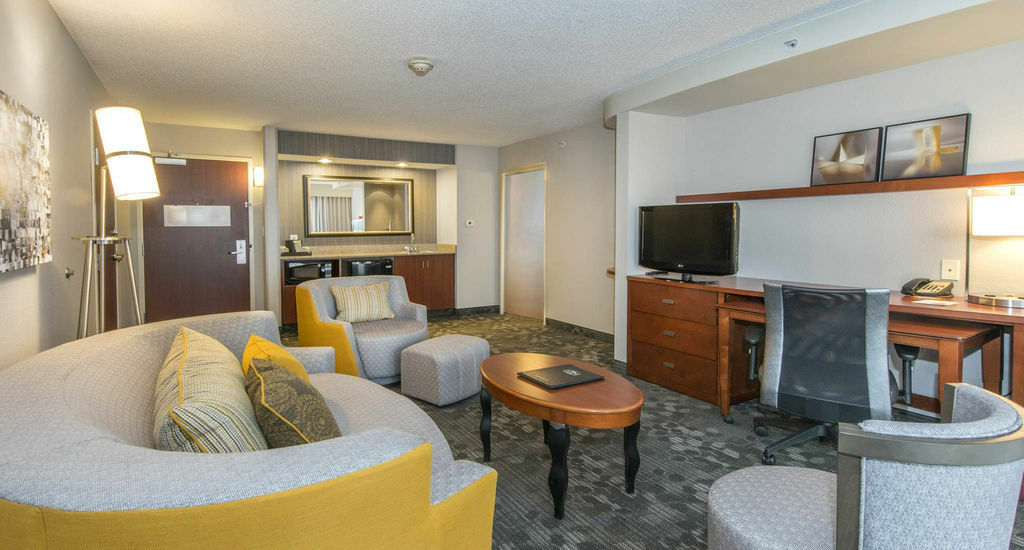 Courtyard By Marriott Montgomery פרטוויל מראה חיצוני תמונה
